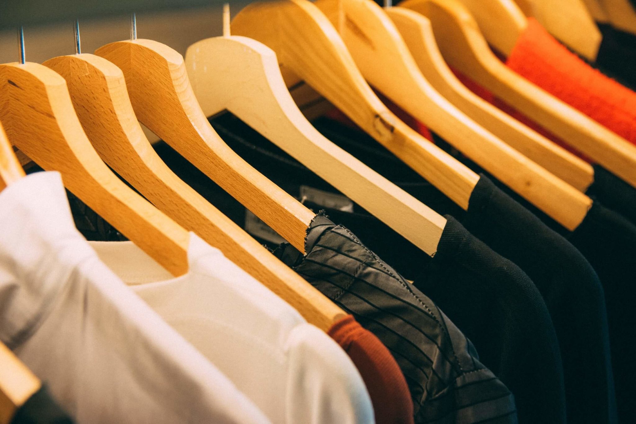 Best Places to Sell Used Clothes Online for Cash